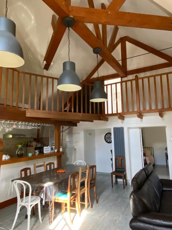 Les 2 Gites Des Chambres De Capucine Carcagny Kültér fotó